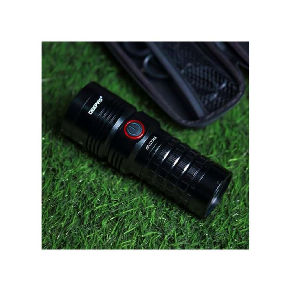 GEEPAS GFL51044 25W YÜKSEK GÜÇLÜ SİYAH LED EL FENERİ VE POWERBANK - SU GEÇİRMEZ ALÜMİNYUM GÖVDE - 15 SAAT ÇALIŞMA SÜRESİ